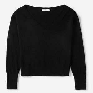 Everlane black cashmere cropped v neck sweater XS minimalist capsule